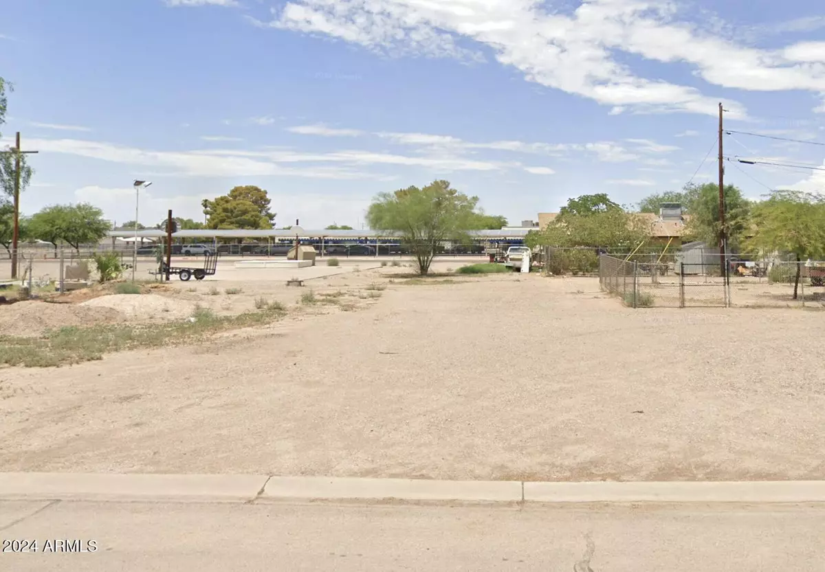 Eloy, AZ 85131,402 E 6TH Street #22