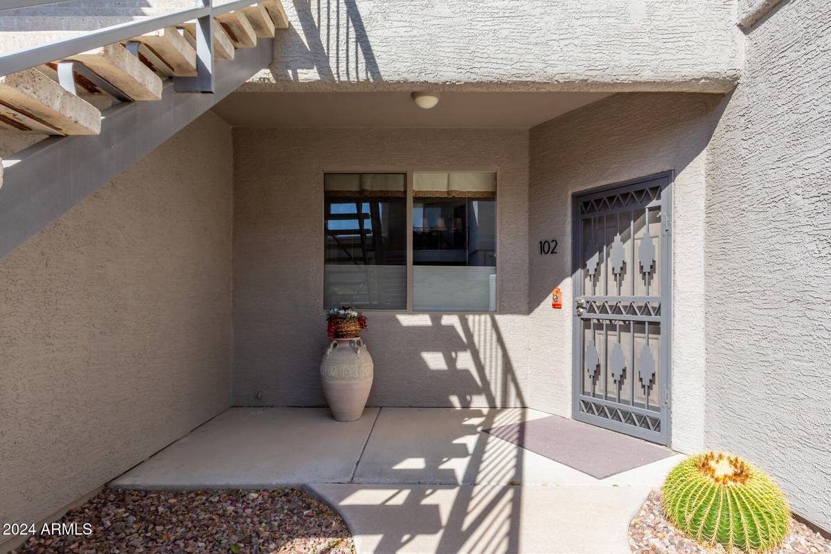 Fountain Hills, AZ 85268,12609 N LA MONTANA Drive #102