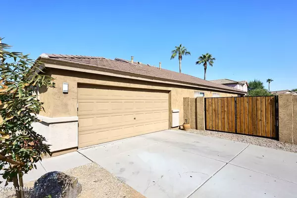 Chandler, AZ 85286,2841 S CAMELLIA Drive