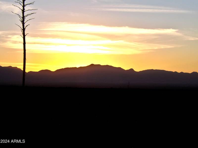 S Dirksen Draw -- #E, Tombstone, AZ 85638