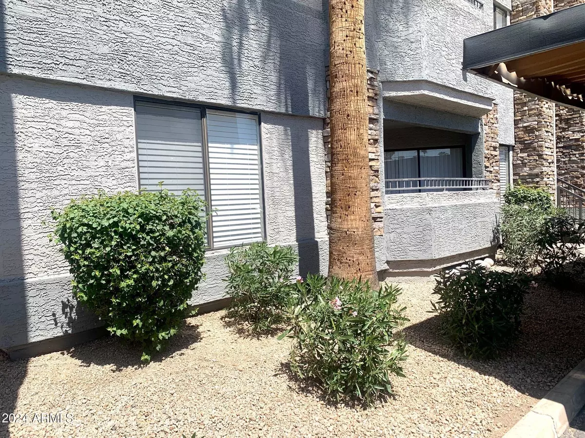 Phoenix, AZ 85016,2025 E CAMPBELL Avenue #132