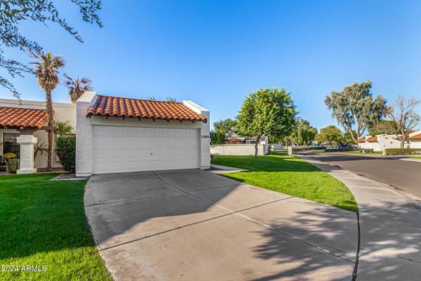 Scottsdale, AZ 85260,11854 N 93RD Street