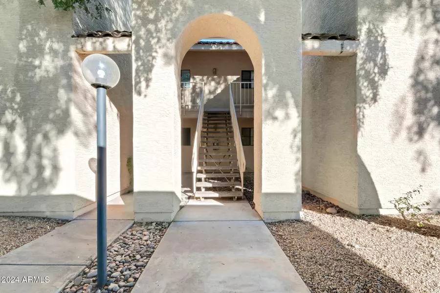 2855 S Extension Road #208, Mesa, AZ 85210