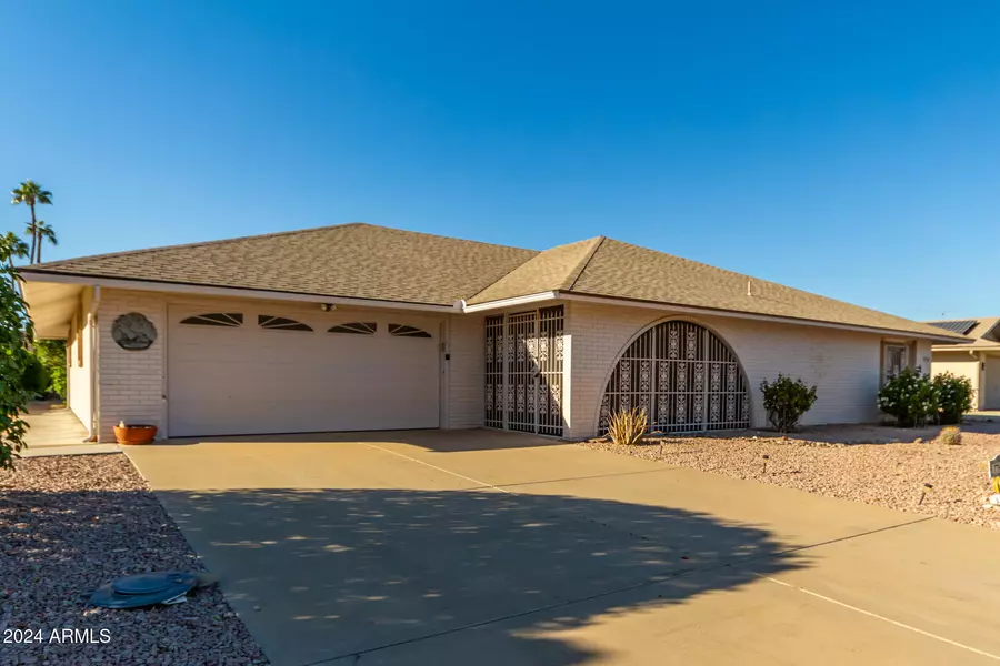 17808 N BUNTLINE Drive, Sun City West, AZ 85375