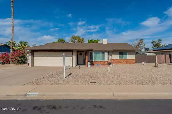 5250 E DIAMOND Avenue, Mesa, AZ 85206