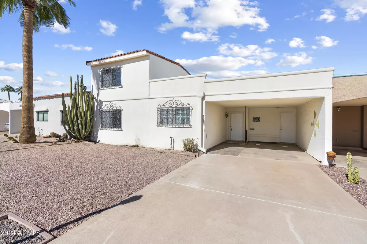 Scottsdale, AZ 85251,7656 E Thornwood Drive