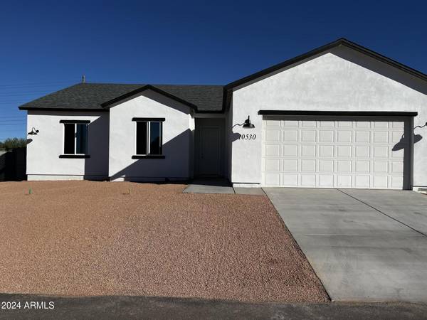 10530 E BALTIMORE Street, Apache Junction, AZ 85120