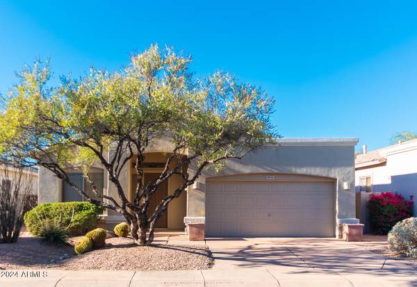 Phoenix, AZ 85054,5035 E ROBIN Lane