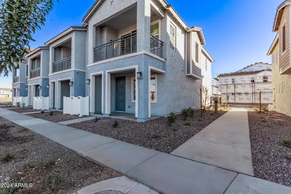 Mesa, AZ 85212,8149 E PETUNIA Avenue #1020