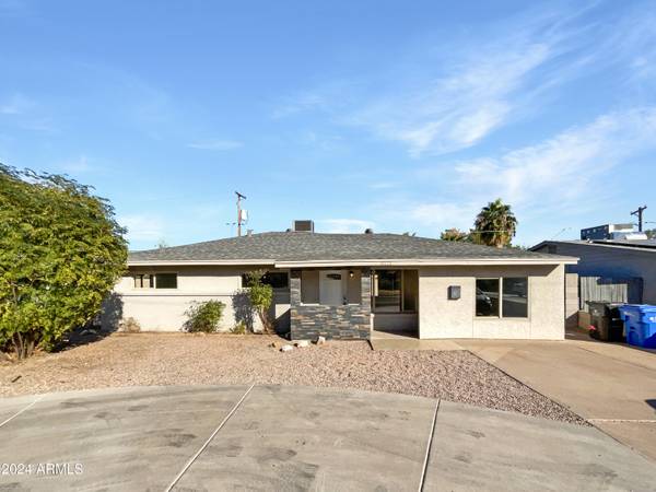 4521 N 15TH Avenue, Phoenix, AZ 85015