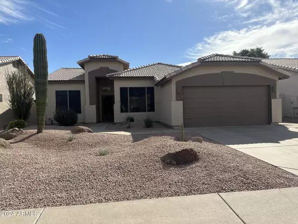 1135 W Breckenridge Avenue,  Gilbert,  AZ 85233