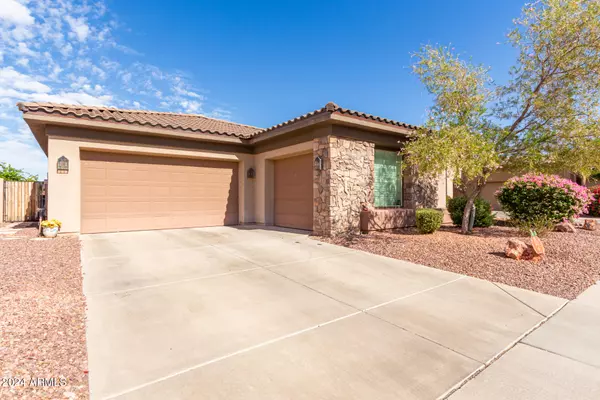 1828 E DESERT Lane, Phoenix, AZ 85042