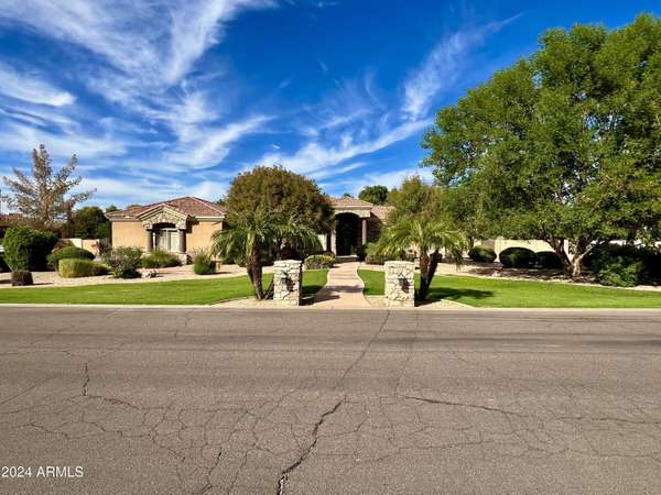 2378 E VIRGO Place, Chandler, AZ 85249