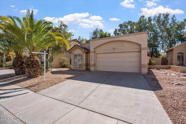 Chandler, AZ 85224,1239 W Manor Street