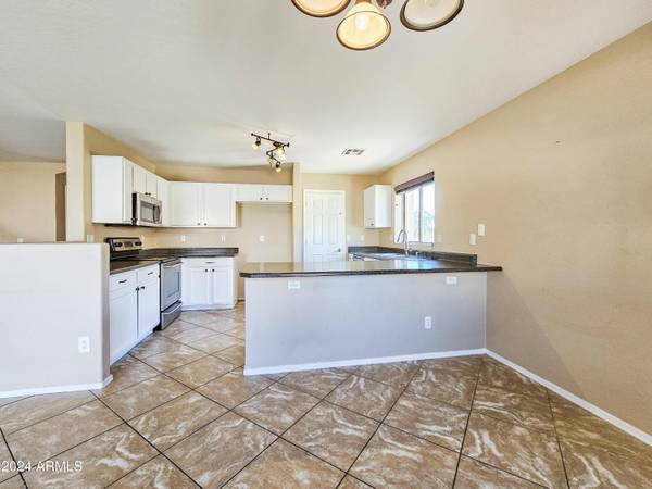 Tolleson, AZ 85353,10524 W PIMA Street