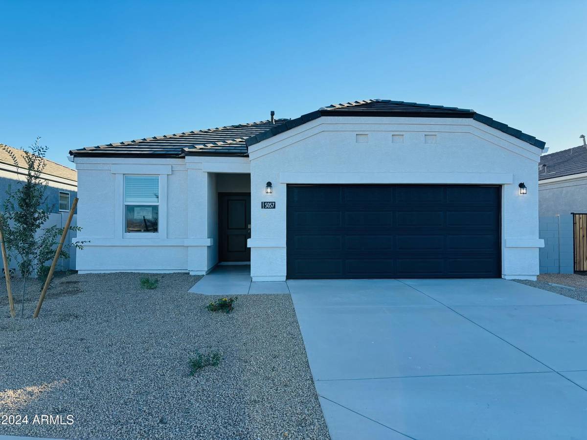 San Tan Valley, AZ 85143,5057 E MIDNIGHT STAR Drive