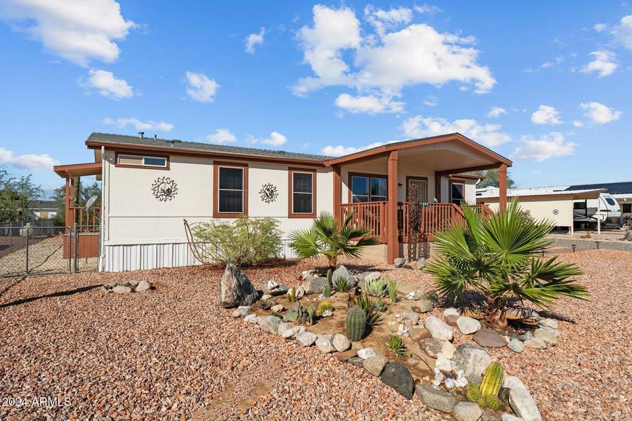 30854 S WANDERING Way, Congress, AZ 85332