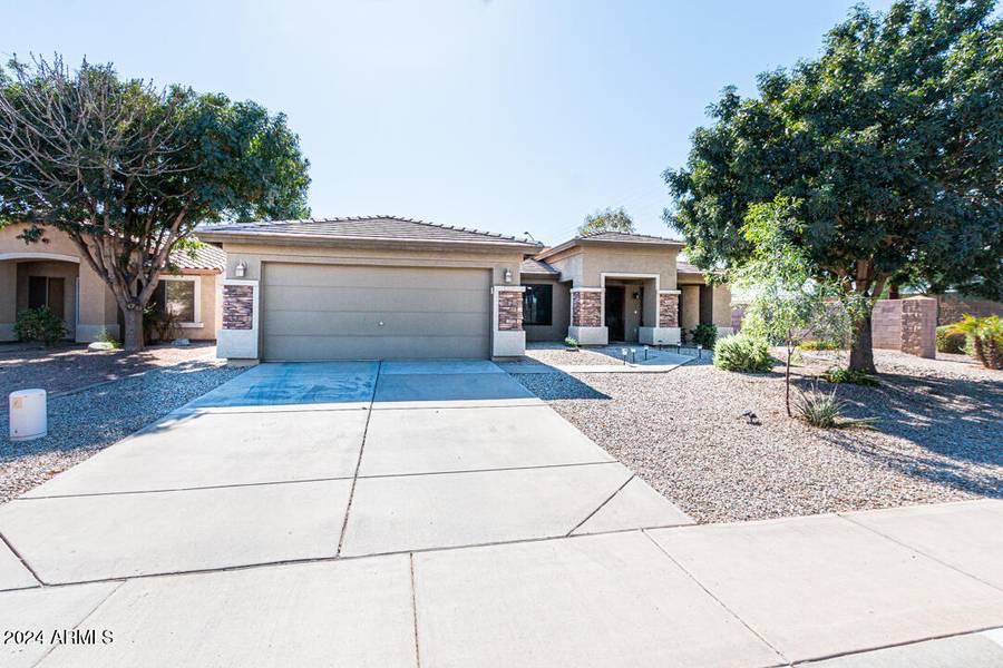 2423 E PONY Lane, Gilbert, AZ 85295