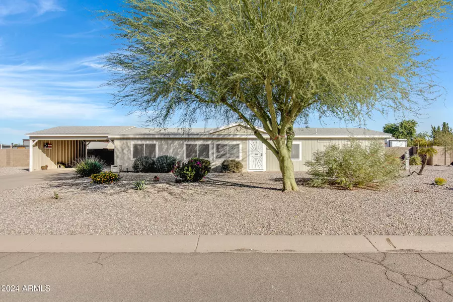 944 E TALL PINE Street, San Tan Valley, AZ 85140