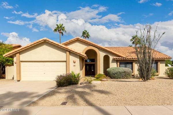 Scottsdale, AZ 85254,5402 E MICHELLE Drive