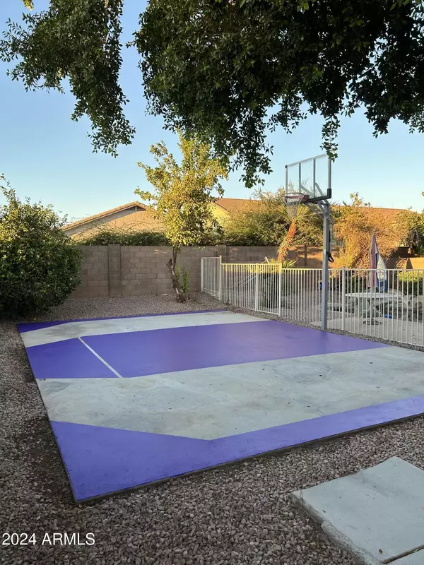 Peoria, AZ 85382,9016 W TONY Court