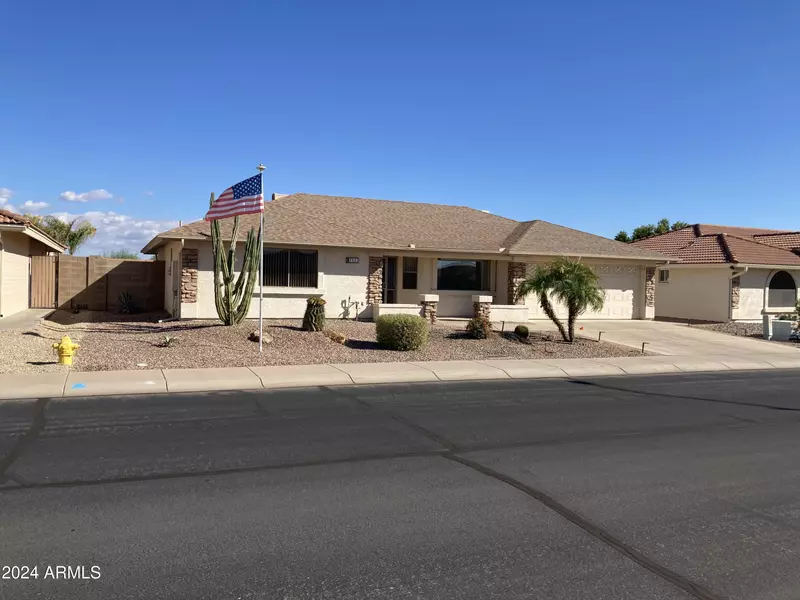 2521 S COPPERWOOD --, Mesa, AZ 85209