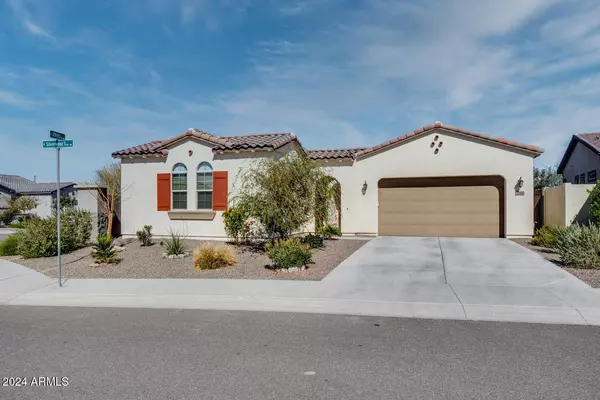 17910 W SILVERWOOD Drive, Goodyear, AZ 85338