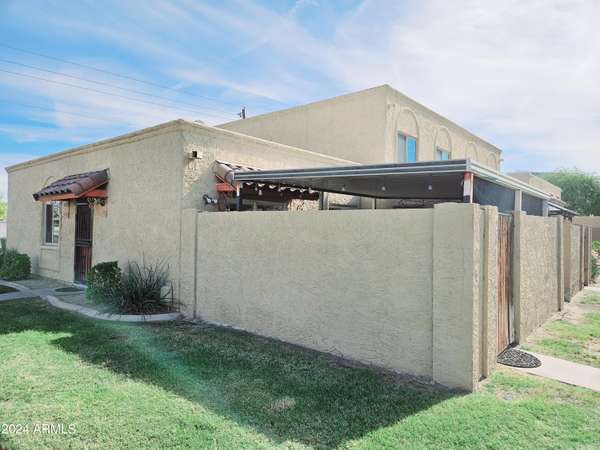 948 S ALMA SCHOOL Road #114, Mesa, AZ 85210