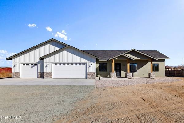 Chino Valley, AZ 86323,557 N Road 1 West --