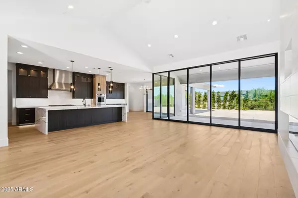 Scottsdale, AZ 85255,24450 N 132ND Place