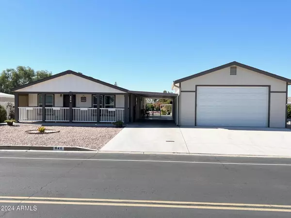 640 S PARK VIEW Circle, Mesa, AZ 85208