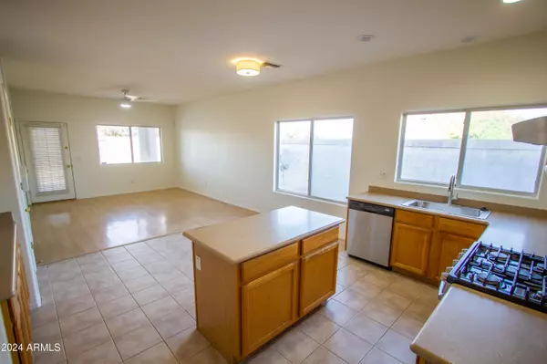Avondale, AZ 85323,162 N 116th Lane