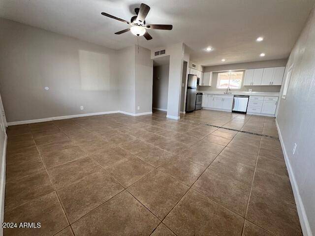 Mesa, AZ 85202,1665 W CRESCENT Avenue