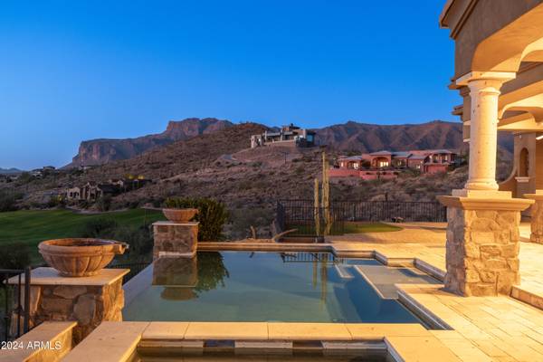 Gold Canyon, AZ 85118,5060 S AVENIDA CORAZON DE ORO --