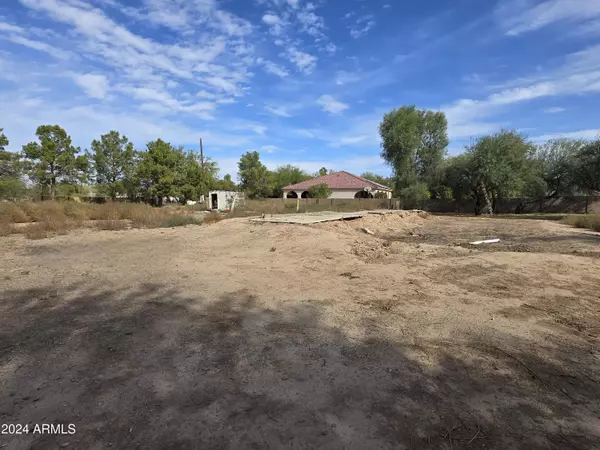 Tolleson, AZ 85353,5745 S 107TH Avenue #-