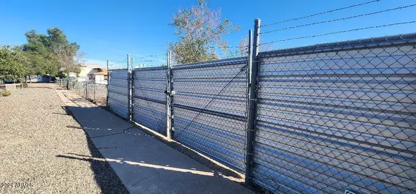 Glendale, AZ 85301,6701 N 56TH Avenue #13