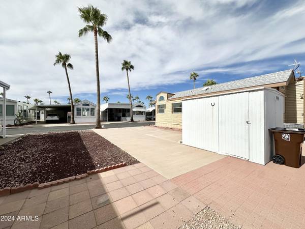 Apache Junction, AZ 85119,114 S KAOLINE Drive #114