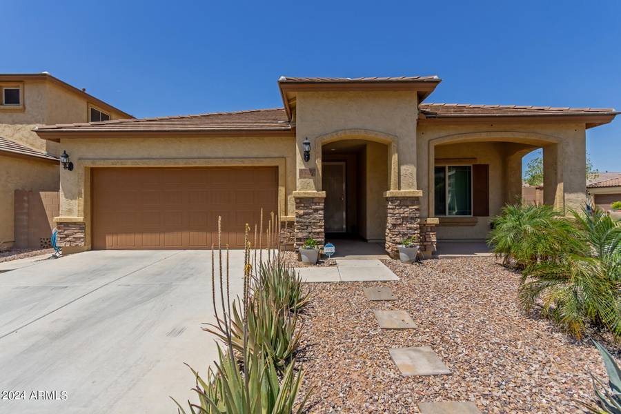 5526 S GRENOBLE Street, Mesa, AZ 85212