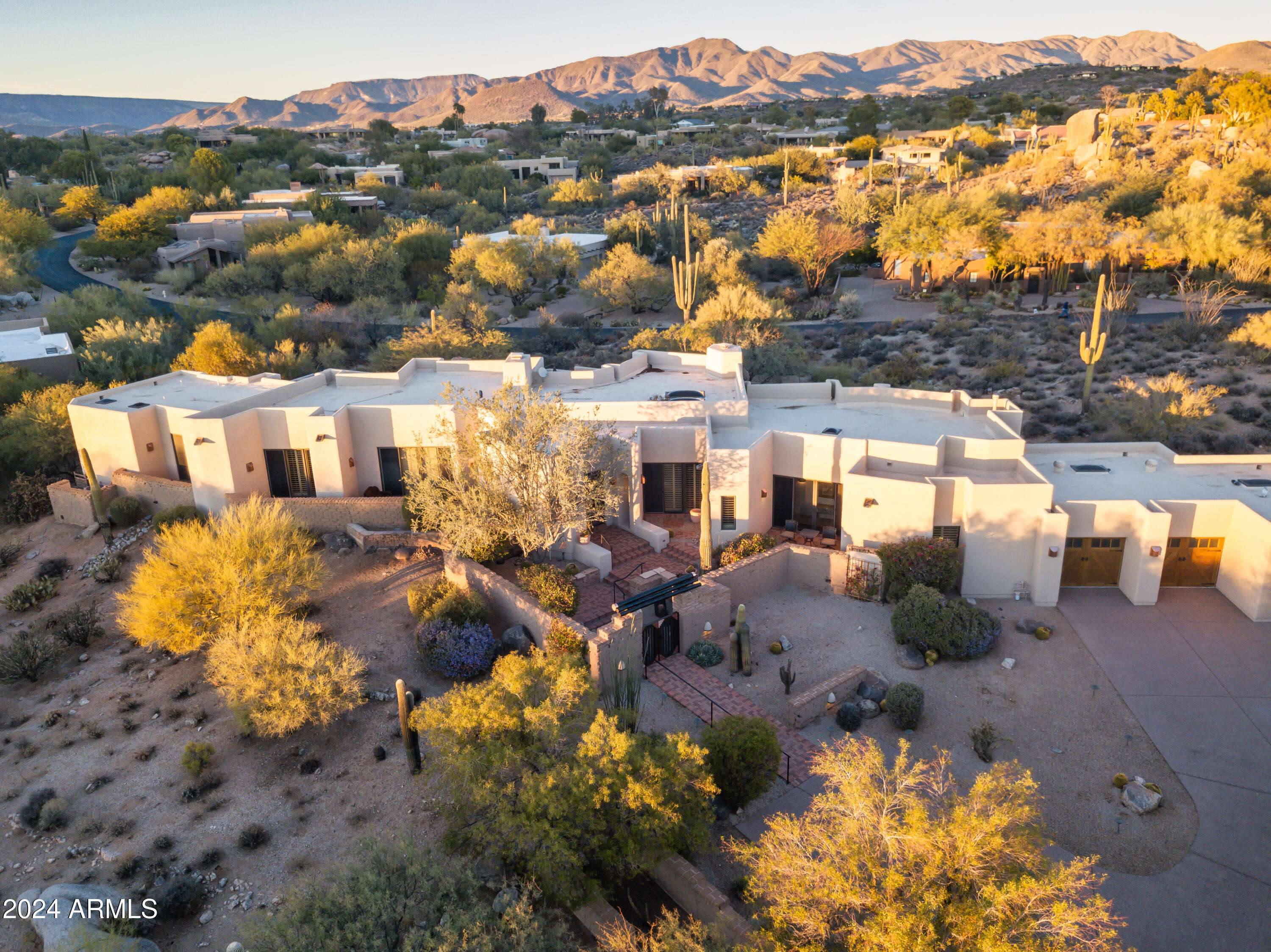 Carefree, AZ 85377,2304 FOX TAIL Trail
