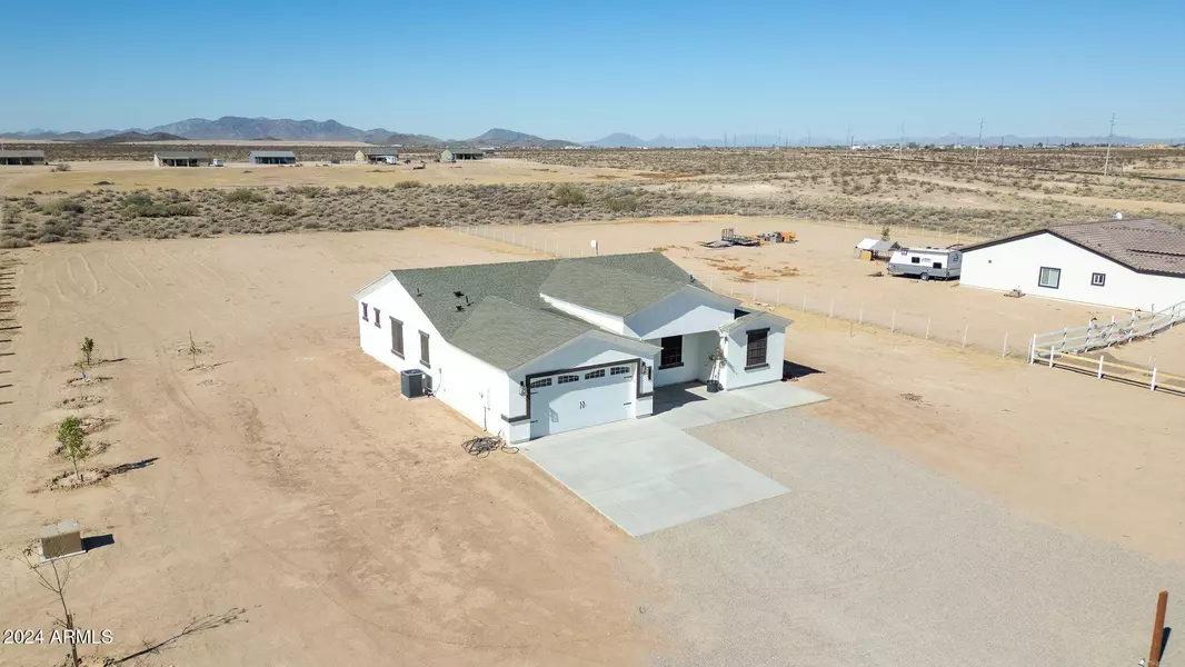 4974 S 360th Avenue, Tonopah, AZ 85354