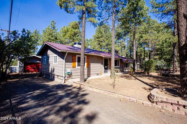 Show Low, AZ 85901,720 W REIDHEAD Street