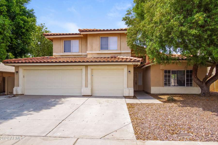 4002 W PARK VIEW Lane, Glendale, AZ 85310