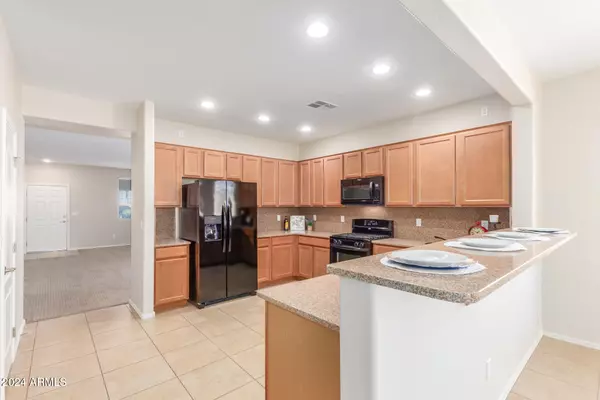 Laveen, AZ 85339,7109 S 74TH Lane