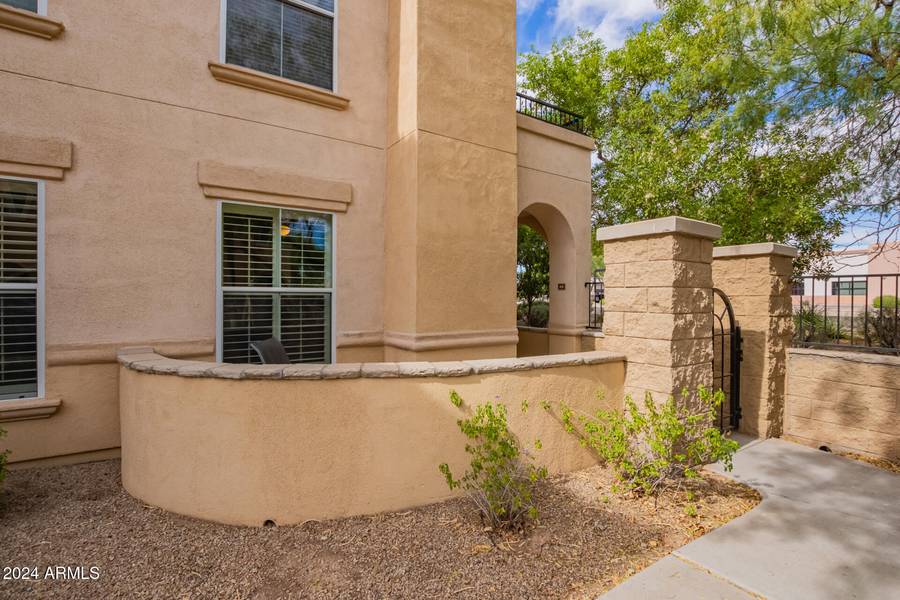 14575 W MOUNTAIN VIEW Boulevard #612, Surprise, AZ 85374