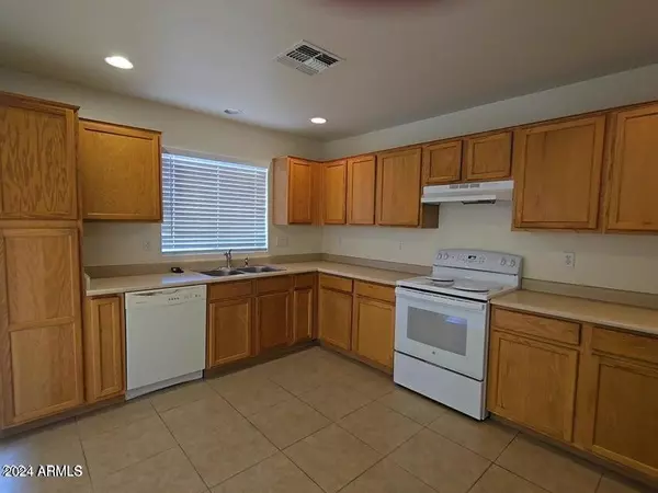 Avondale, AZ 85323,12522 W SHERMAN Street