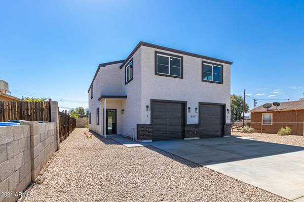 Phoenix, AZ 85003,1024 S 4TH Avenue #2