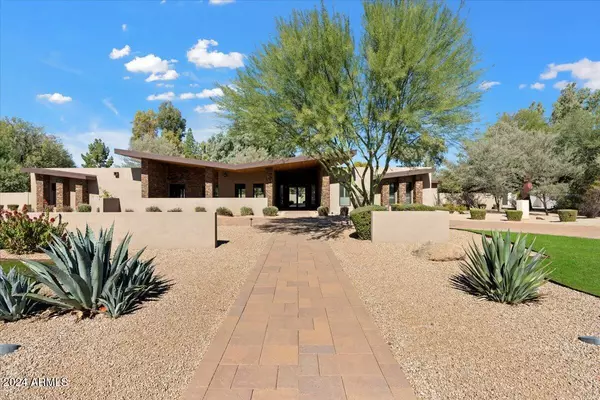 Paradise Valley, AZ 85253,6450 E FANFOL Drive #21