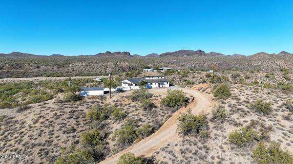 41644 N 277TH Avenue, Morristown, AZ 85342