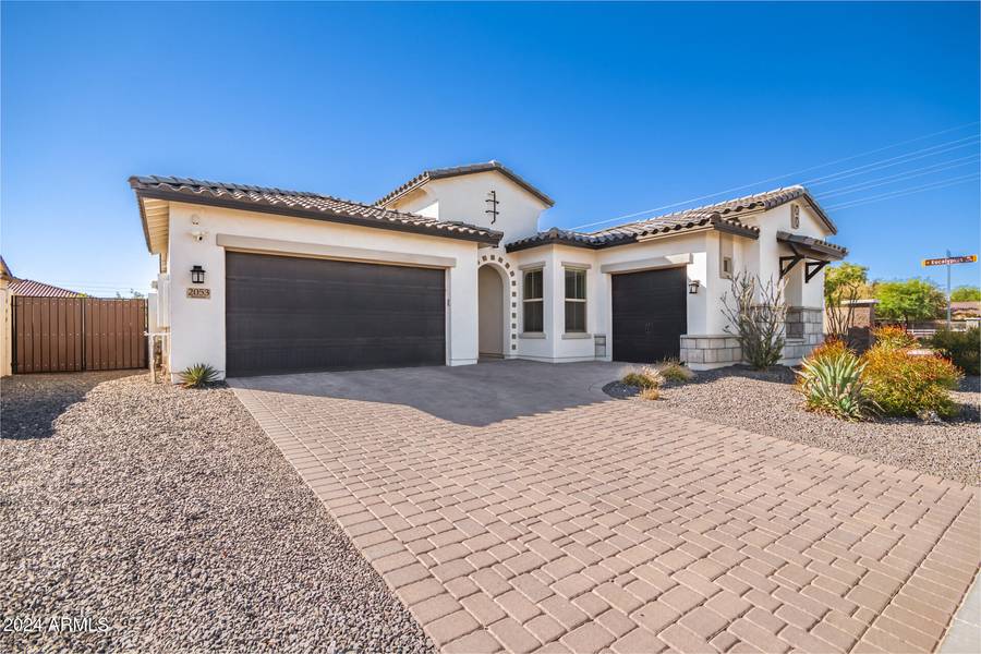 2053 E SCORPIO Place, Chandler, AZ 85249