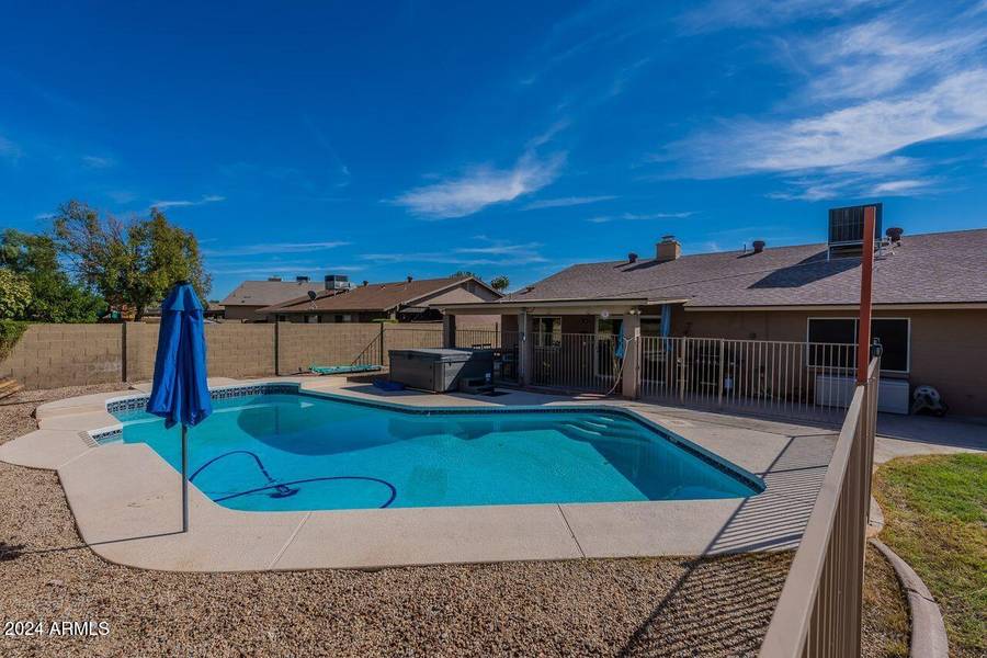 3632 W KELTON Lane, Phoenix, AZ 85053